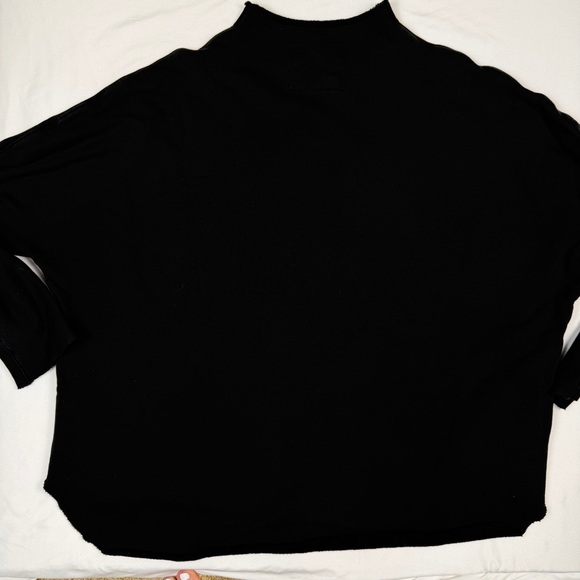 Frank & Eileen Effie Long Sleeve Funnel Neck Capelet Black Top Luxury Size M EUC - Picture 14 of 16